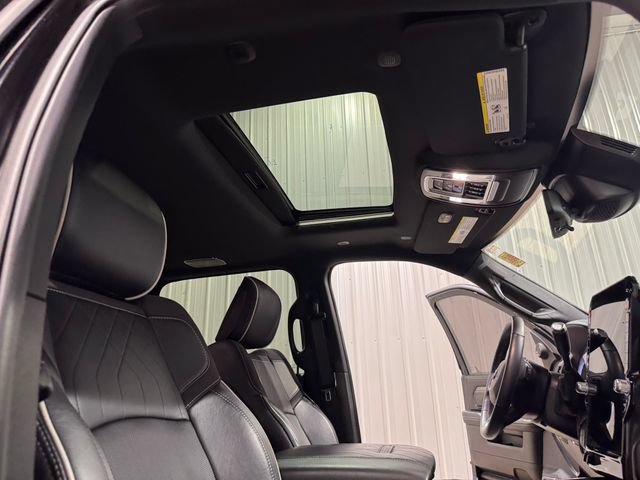Used 2025 RAM 2500 Limited AWD/4WD image 26