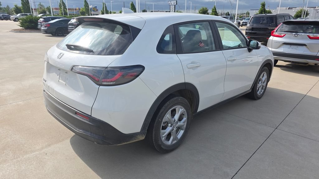 Used 2024 Honda HR-V LX image 5