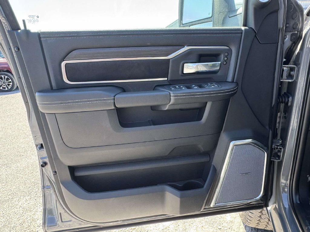 New 2026 RAM 2500 Laramie AWD/4WD image 26