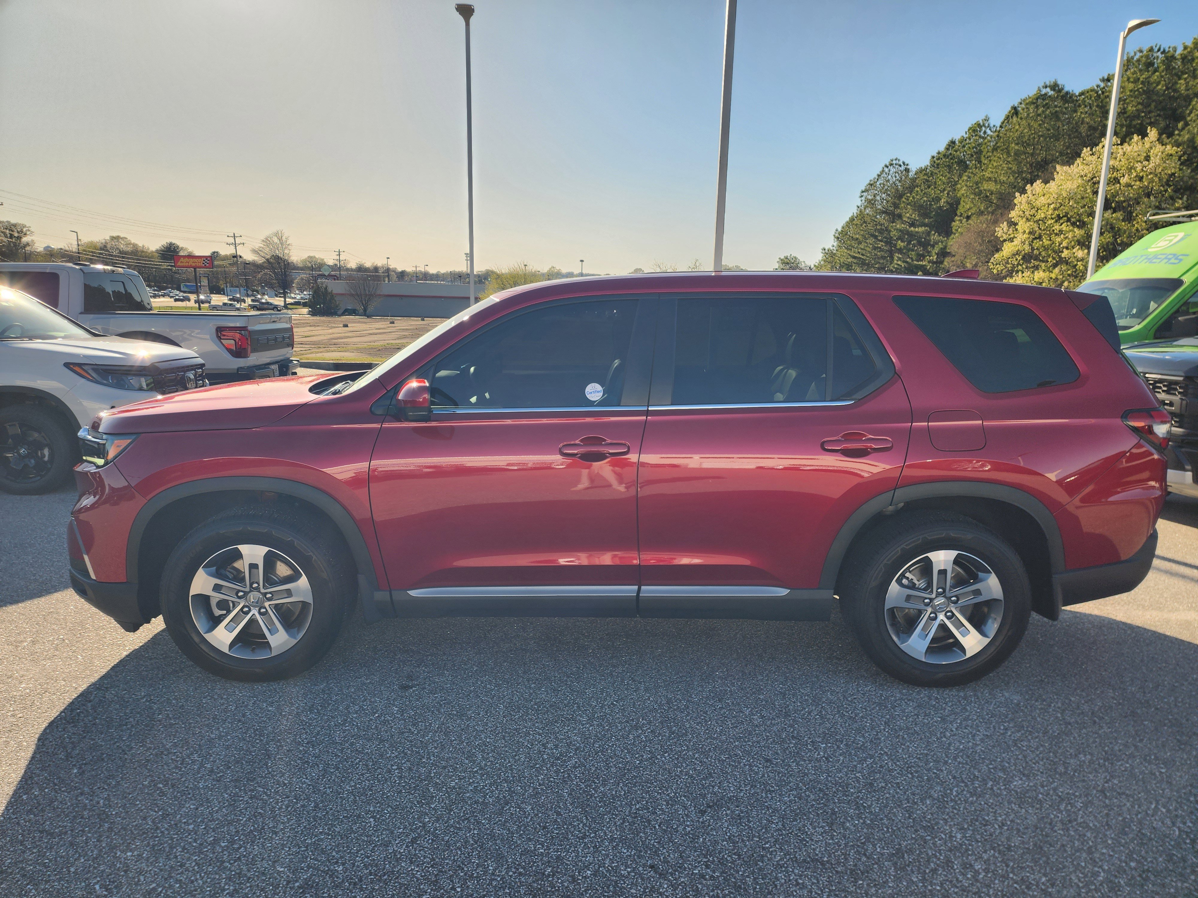 Certified 2025 Honda Pilot EX-L image 8