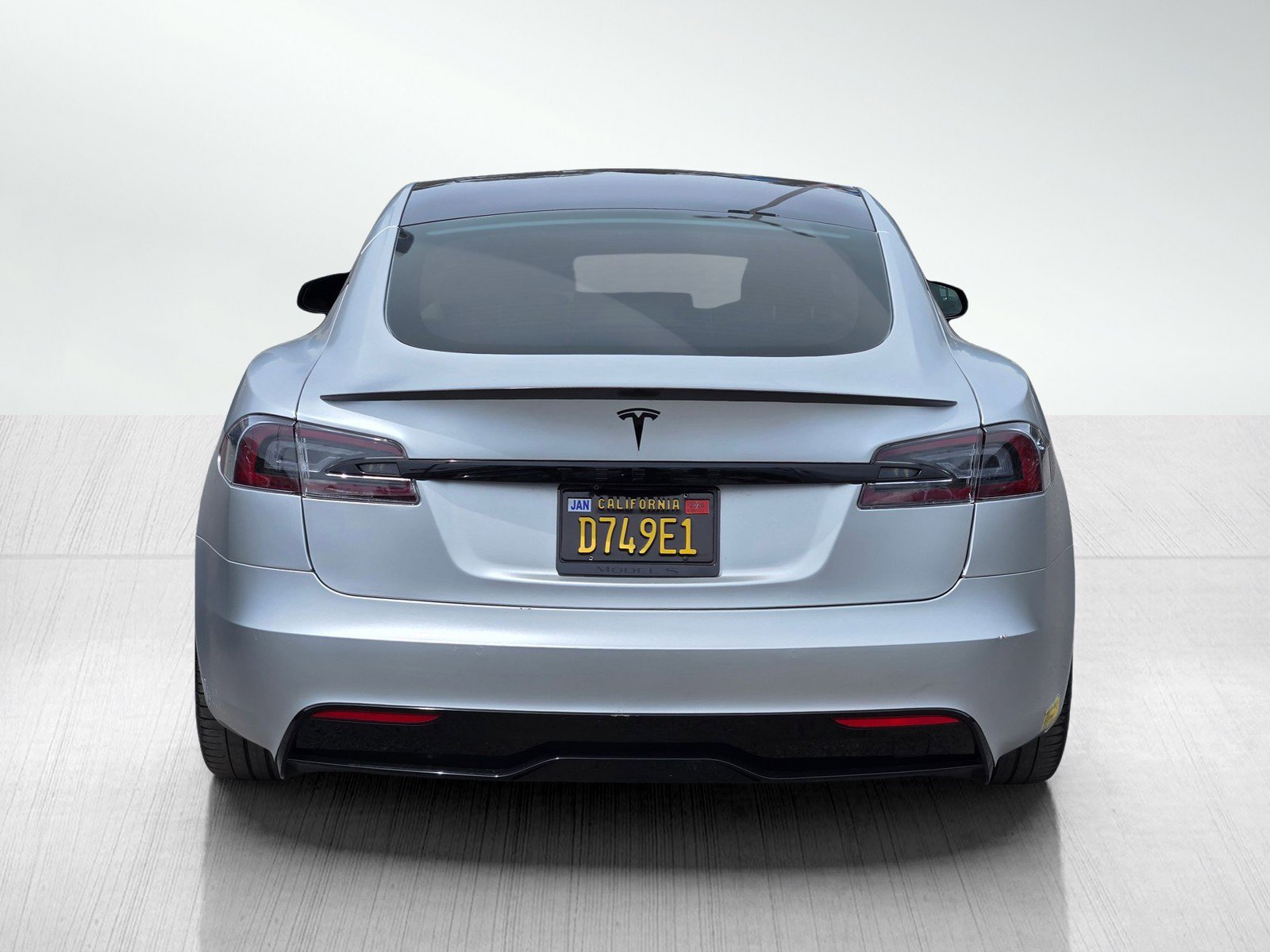 Used 2022 Tesla Model S Plaid AWD/4WD image 5