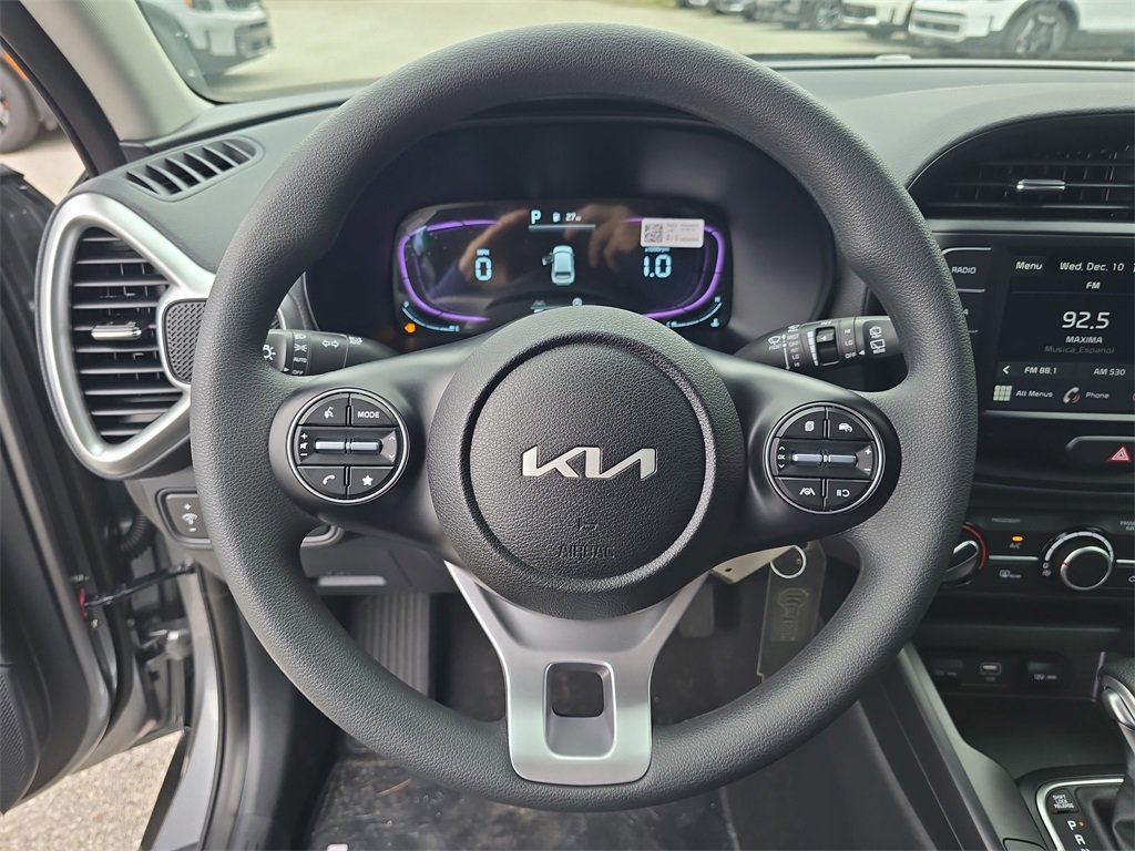 New 2025 Kia Soul LX image 30