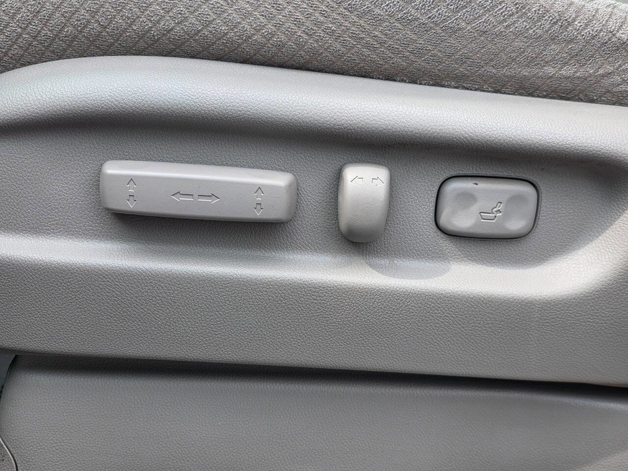 Used 2015 Honda Odyssey EX image 18