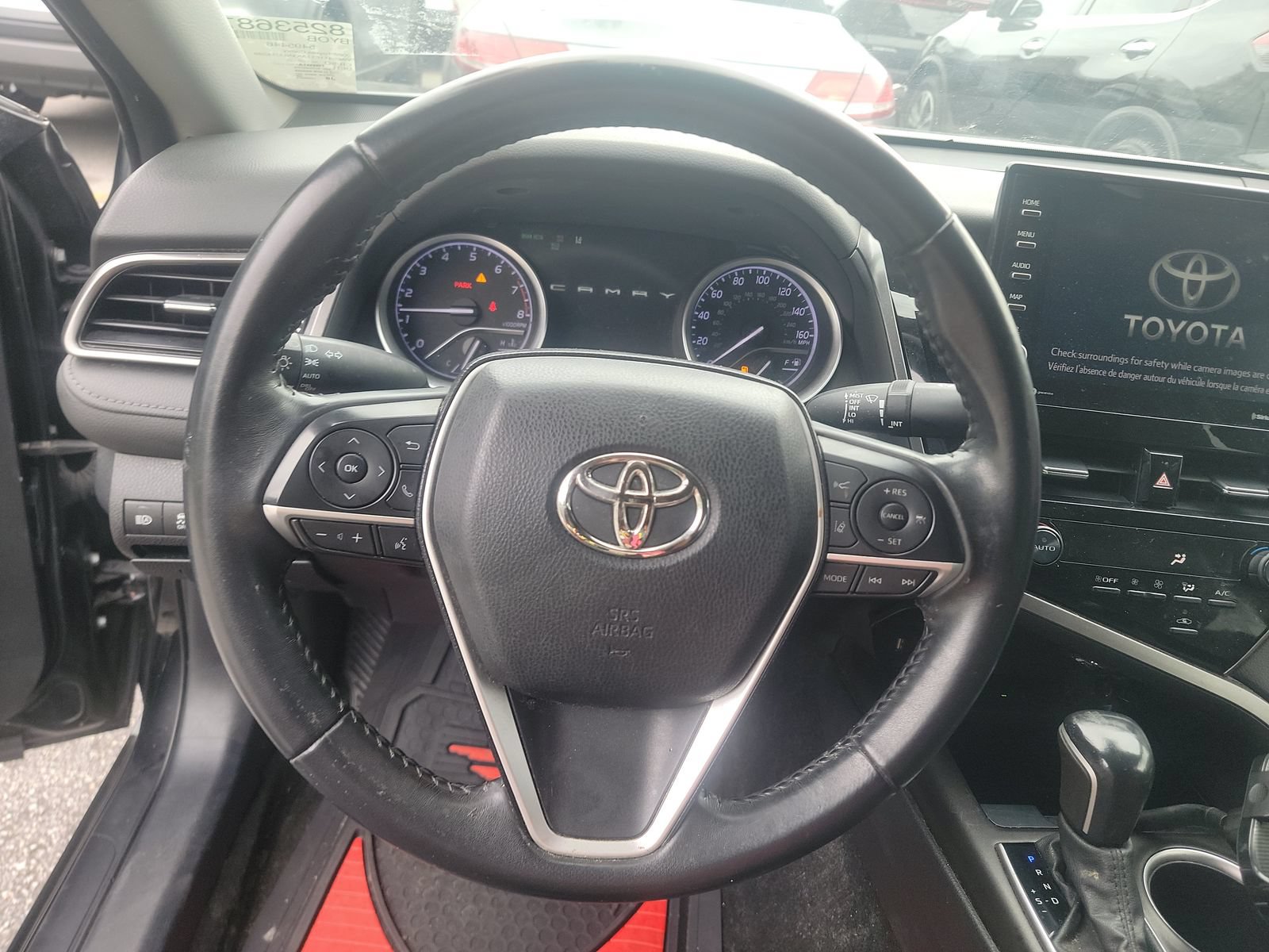 Used 2022 Toyota Camry XLE FWD image 14