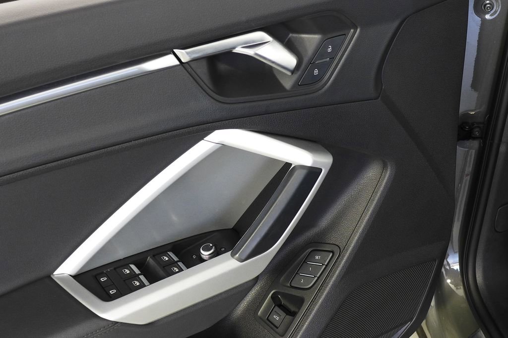 Used 2022 Audi Q3 2.0T Premium Plus w/ Premium Plus Package image 12