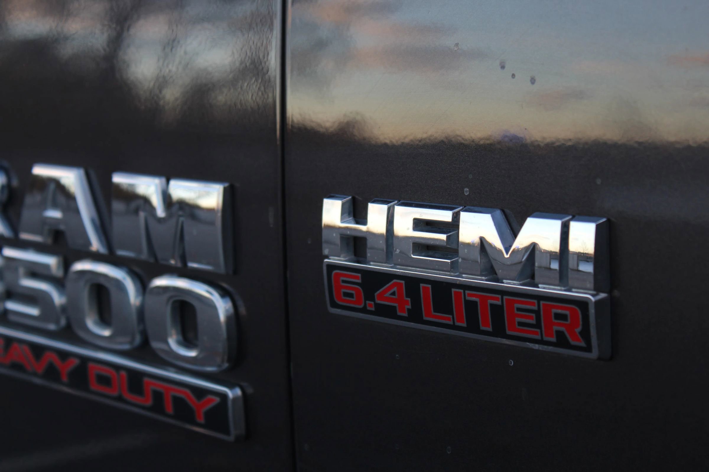 Used 2017 RAM 3500 Tradesman w/ Chrome Appearance Group image 32