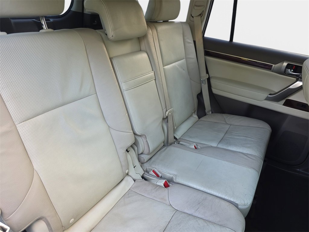 Used 2015 Lexus GX 460 image 12