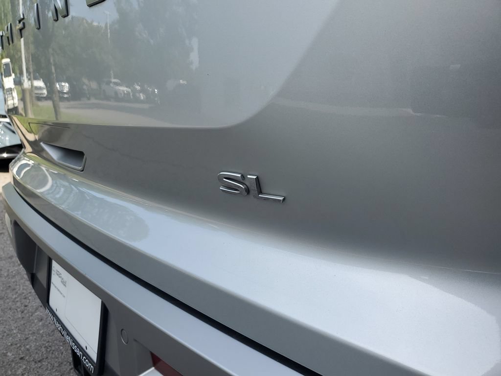 Certified 2025 Nissan Pathfinder SL w/ SL Premium Package FWD image 6