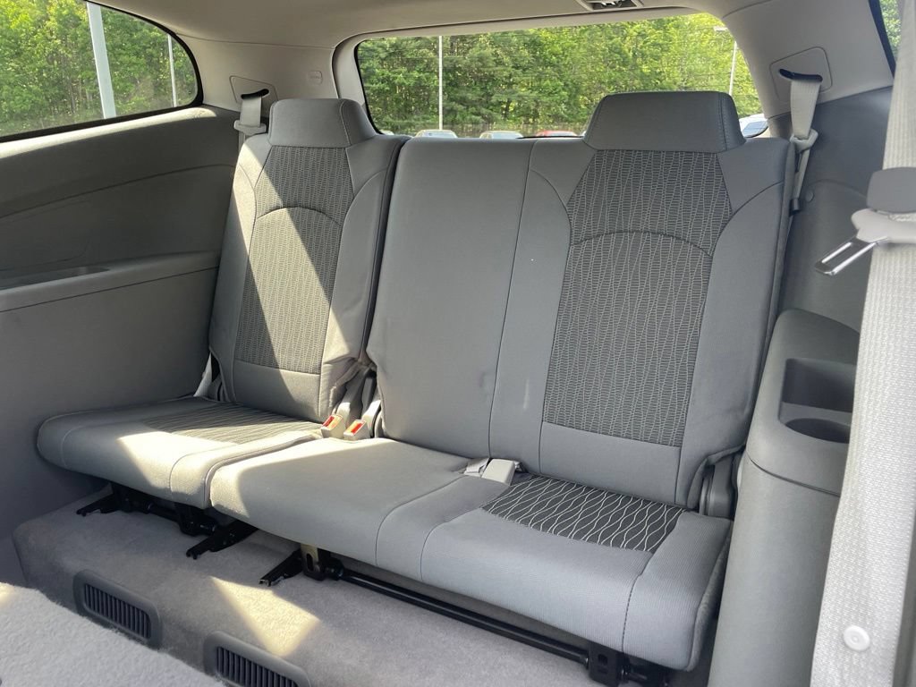 Used 2017 Chevrolet Traverse LS AWD/4WD image 21