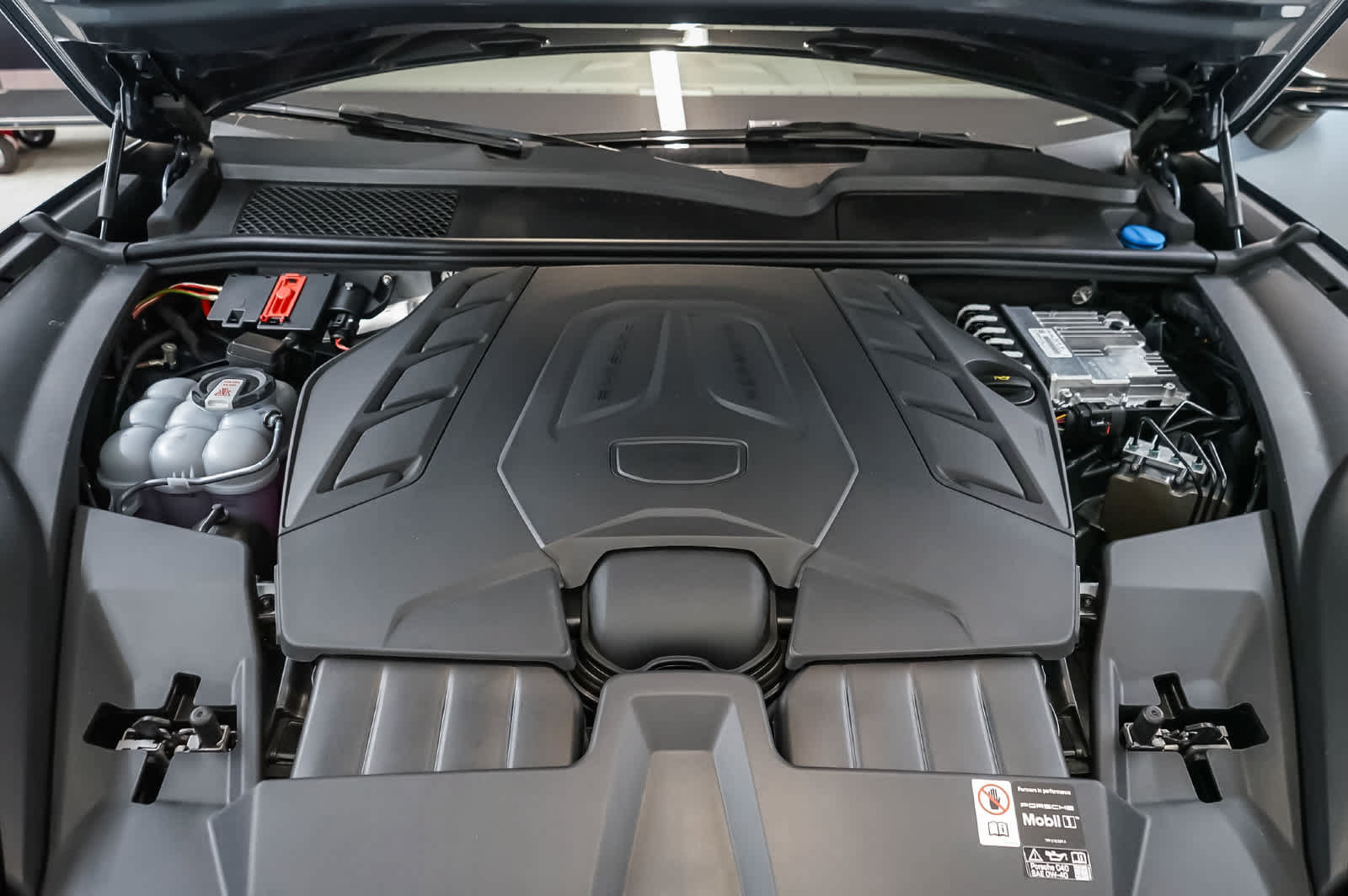 New 2026 Porsche Cayenne Turbo GT AWD/4WD image 35