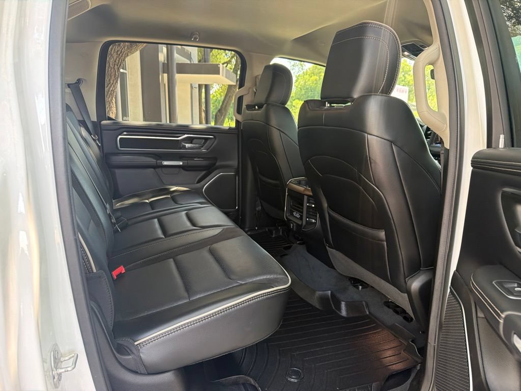 Used 2022 RAM 1500 Laramie AWD/4WD image 23