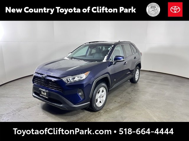 Used 2021 Toyota RAV4 XLE image 7