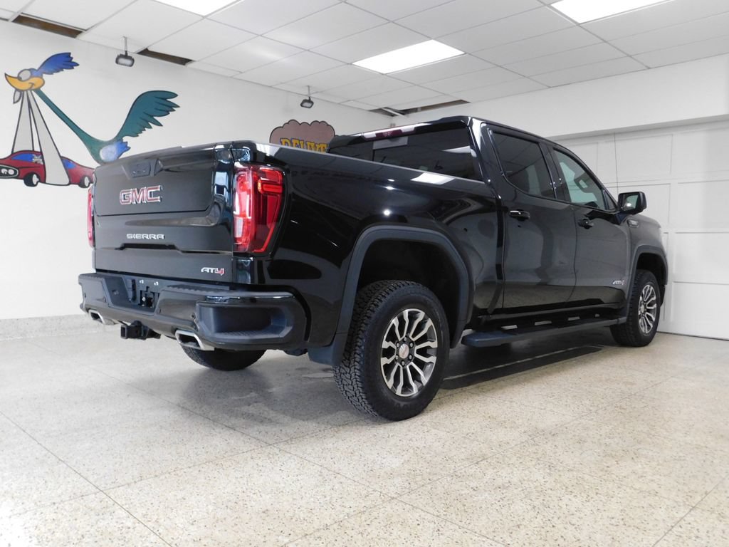 Used 2021 GMC Sierra 1500 AT4 w/ AT4 Value Package AWD/4WD image 4