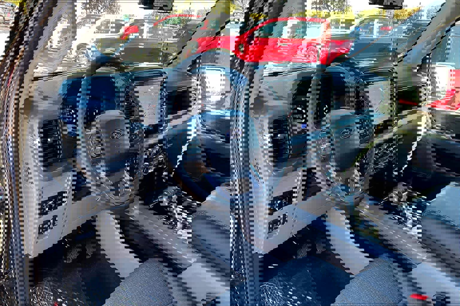 New 2025 Ford F150 Lightning XLT w/ Max Trailer Tow Package image 8