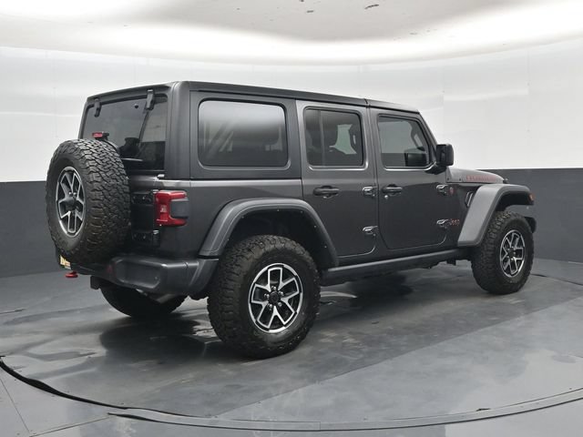 Used 2024 Jeep Wrangler Unlimited Rubicon w/ Technology Group AWD/4WD image 3