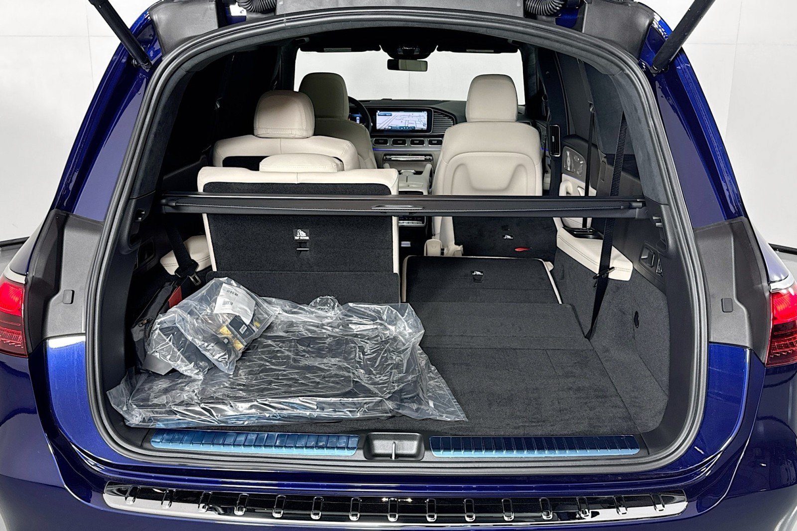 New 2026 Mercedes-Benz GLS 63 AMG 4MATIC image 23
