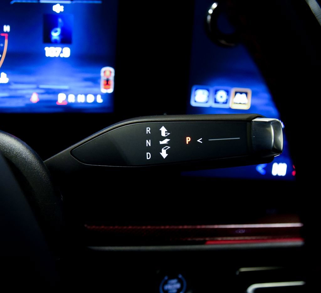 Used 2024 Chevrolet Traverse RS w/ LPO, Floor Liner Package image 30