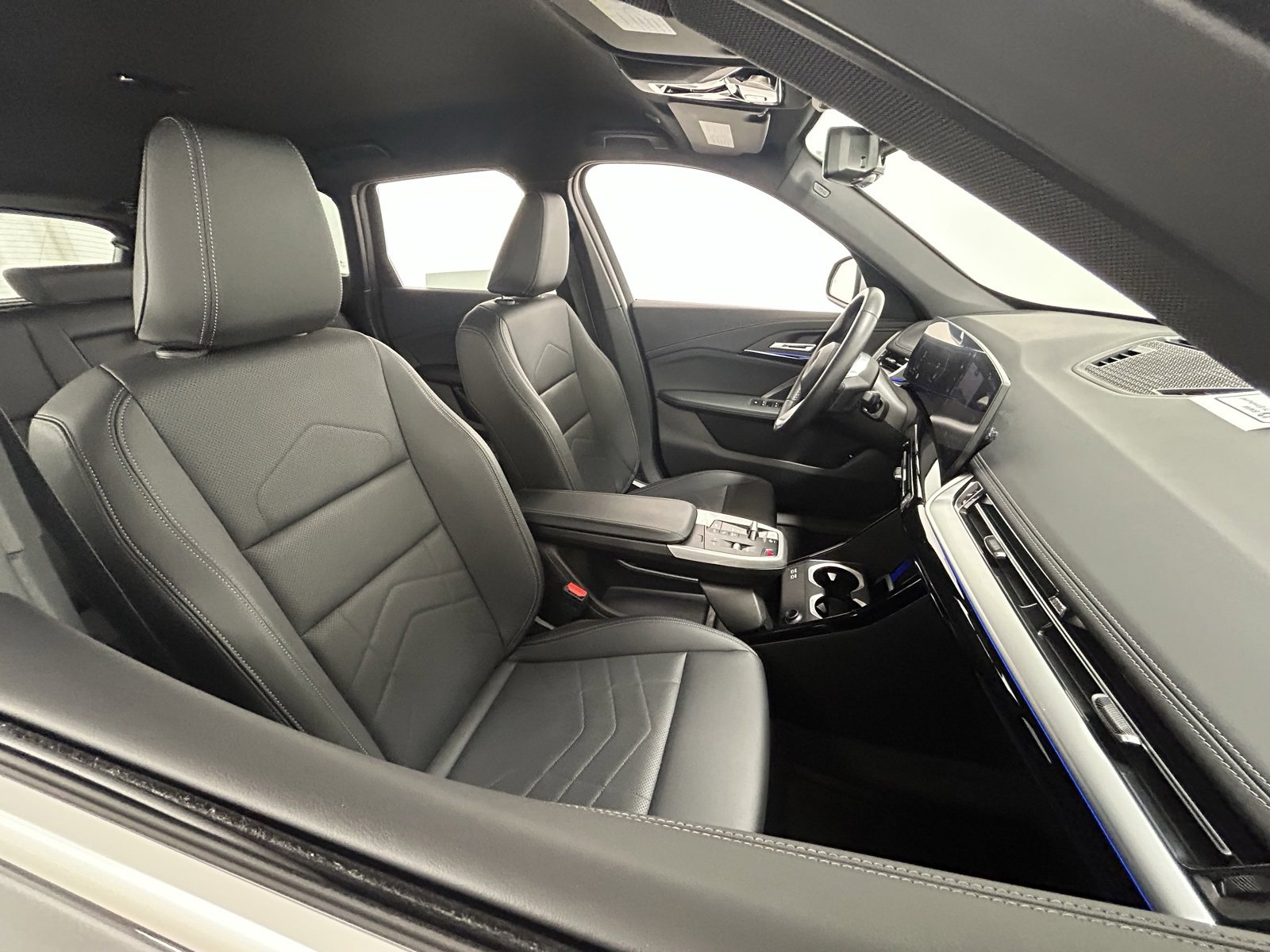 Used 2023 BMW X1 xDrive28i w/ Convenience Package image 40