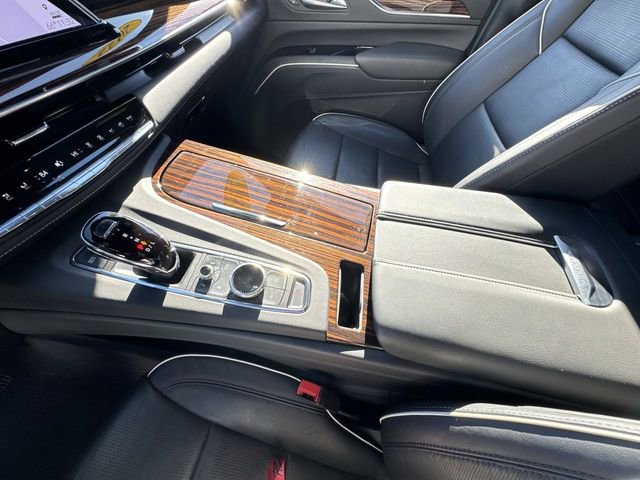 Certified 2022 Cadillac Escalade Premium Luxury image 20