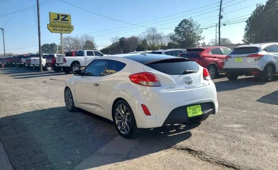 Used 2014 Hyundai Veloster RE:FLEX Edition image 7