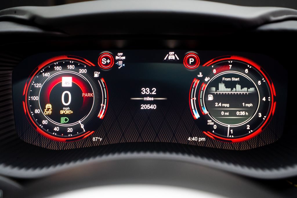 Used 2022 Aston Martin DBX AWD/4WD image 38