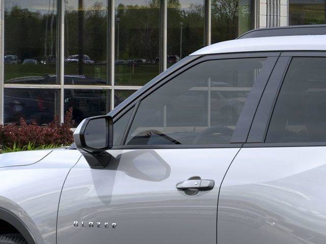 New 2026 Chevrolet Blazer LT AWD/4WD image 12