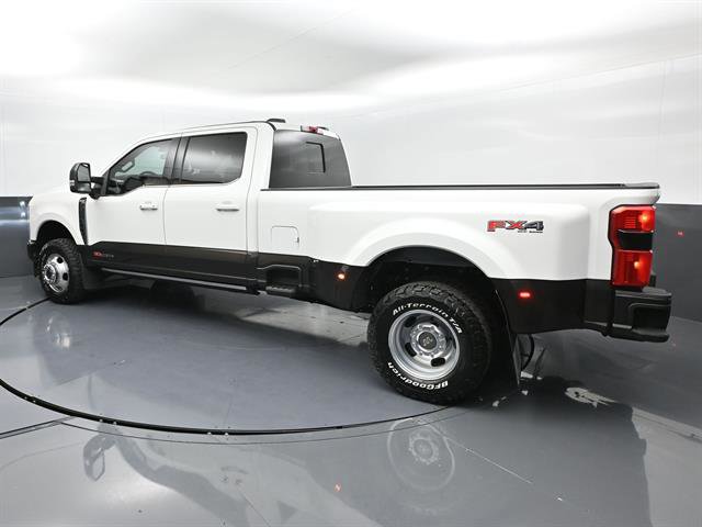 Used 2025 Ford F350 King Ranch AWD/4WD image 24