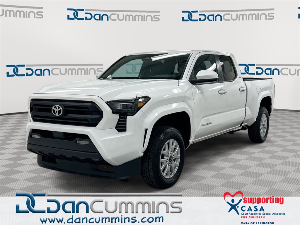 Used 2024 Toyota Tacoma SR5 image 1