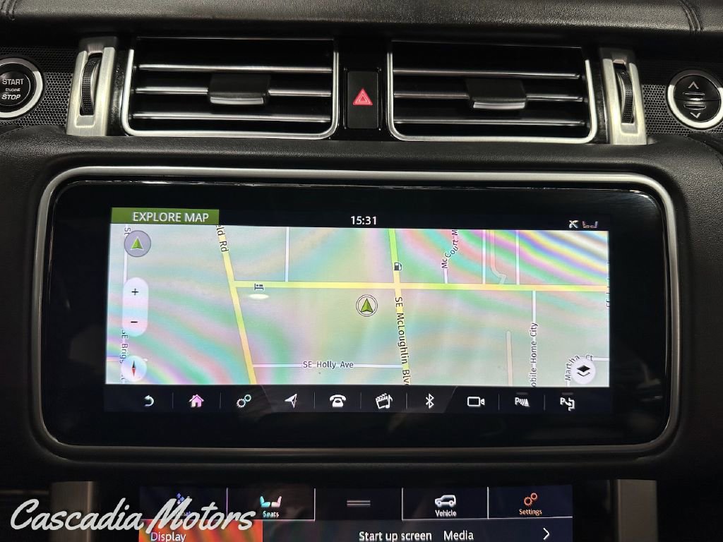 Used 2018 Land Rover Range Rover Autobiography image 16