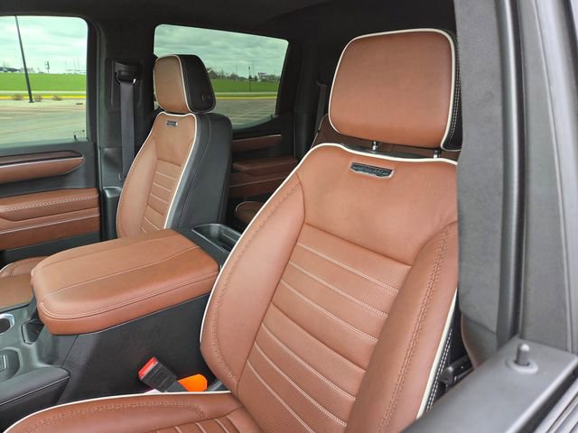 Used 2025 GMC Sierra 1500 Denali Ultimate AWD/4WD image 11