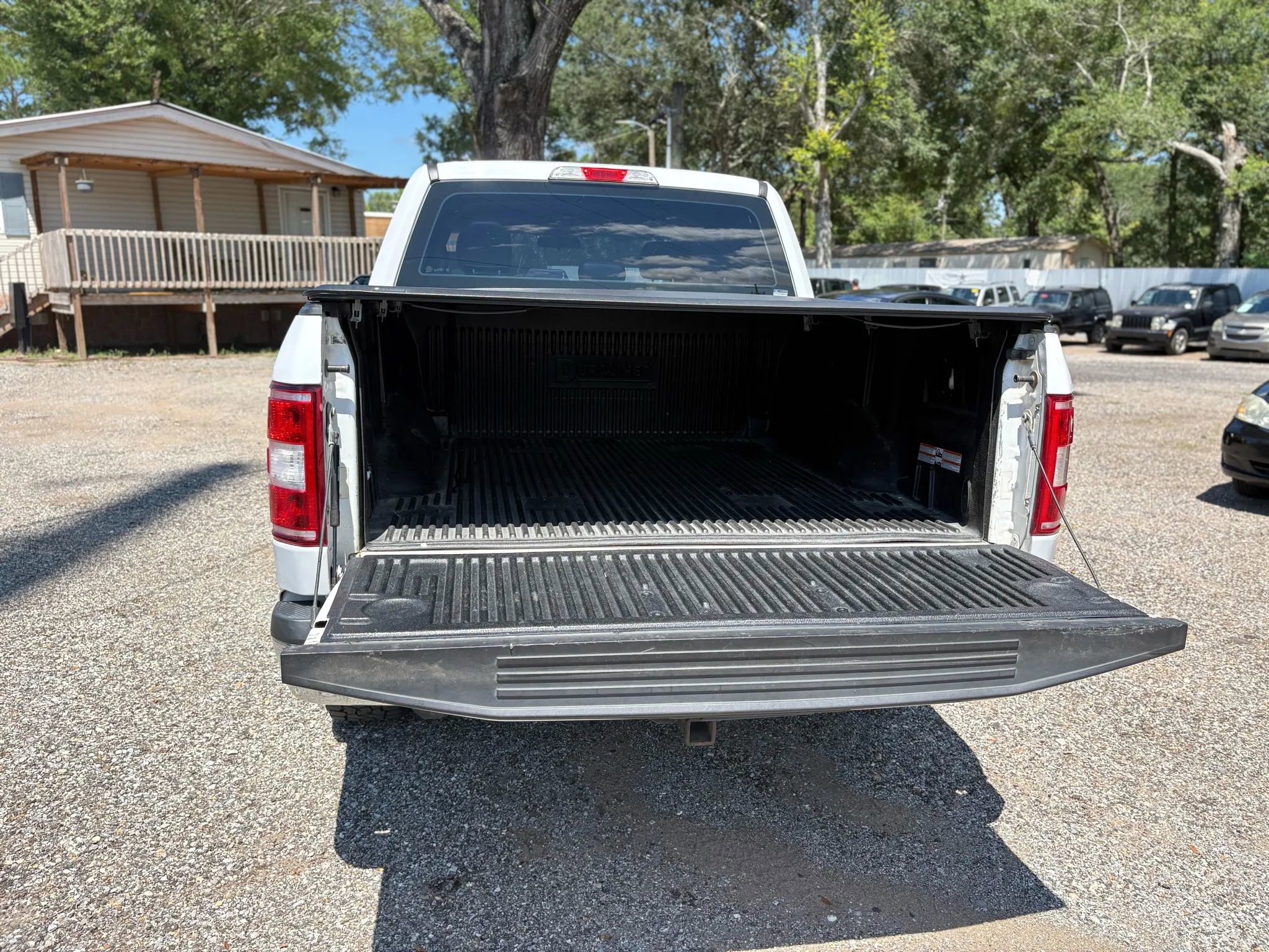 Used 2018 Ford F150 XL w/ Equipment Group 101A Mid image 7