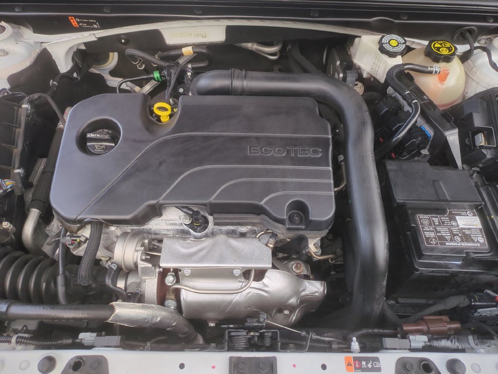 Used 2023 Chevrolet Malibu LT FWD image 22