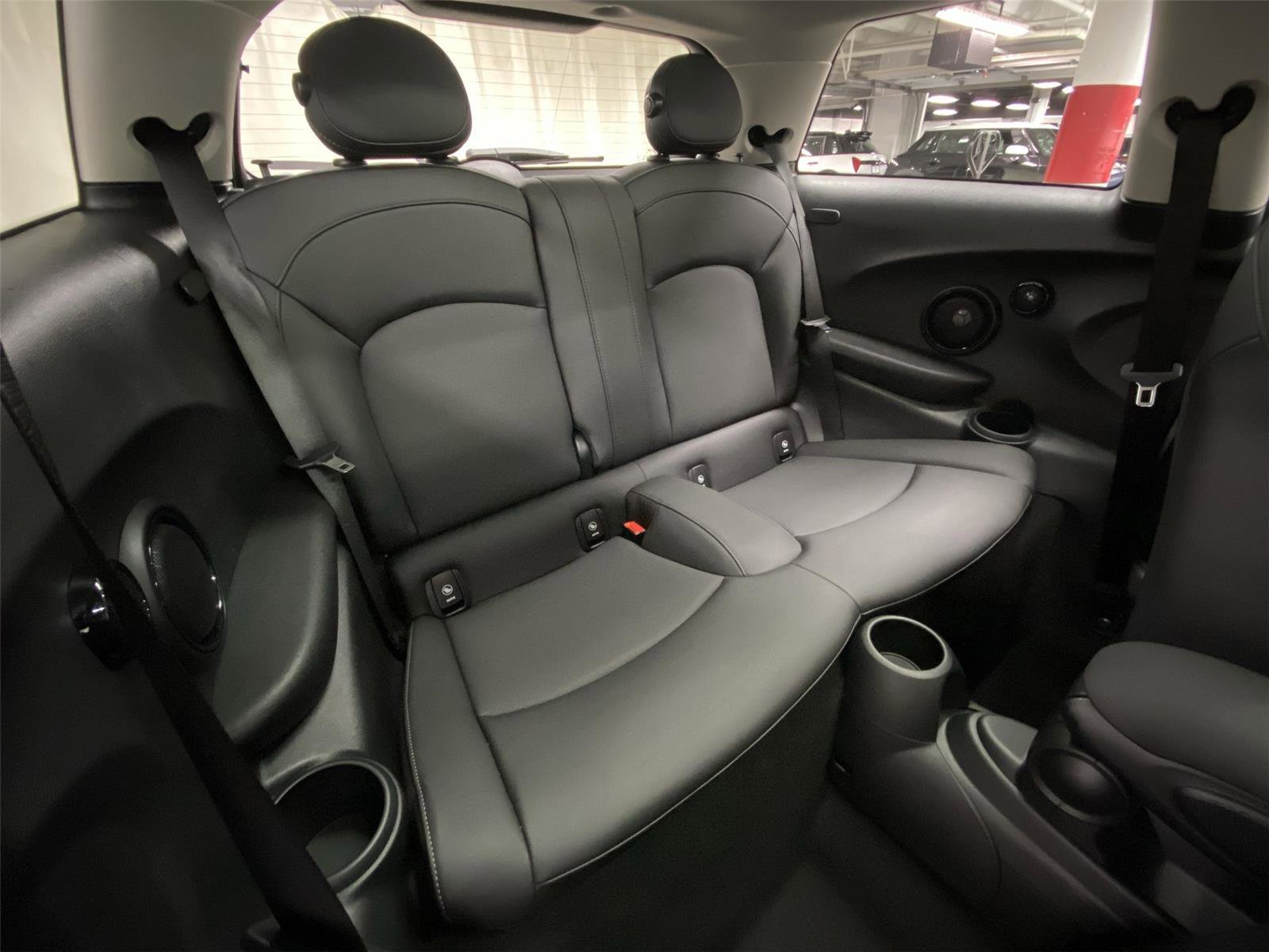 Certified 2024 MINI Cooper SE image 29