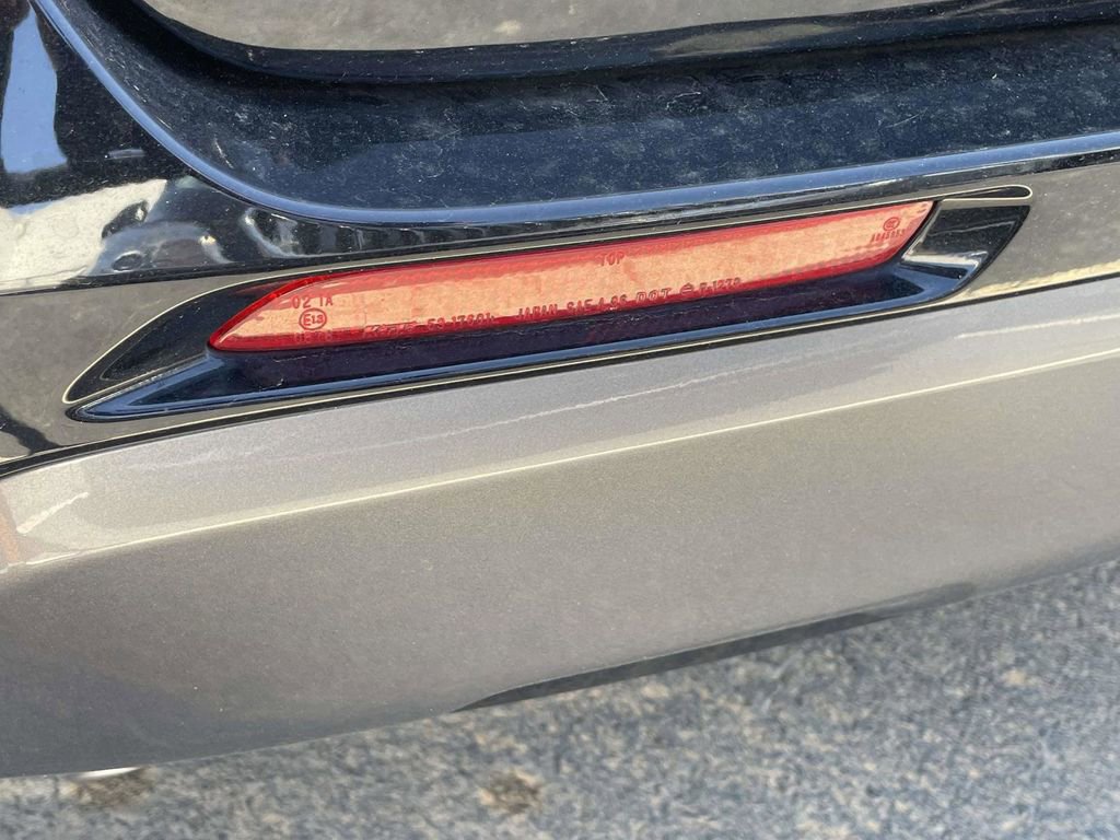 Used 2019 Toyota RAV4 XSE AWD/4WD image 18