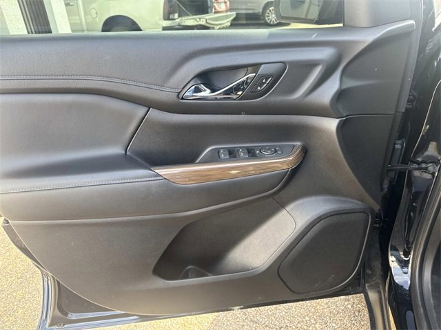 Used 2023 GMC Acadia SLE w/ Elevation Edition image 24