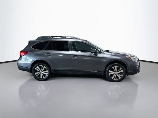 Used 2018 Subaru Outback 2.5i Limited AWD/4WD image 5