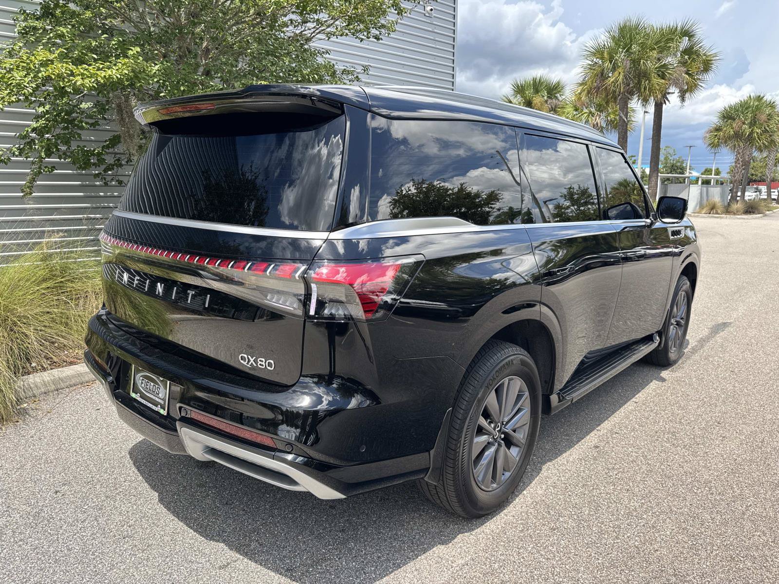 Used 2026 INFINITI QX80 Pure w/ Cargo Package RWD image 6