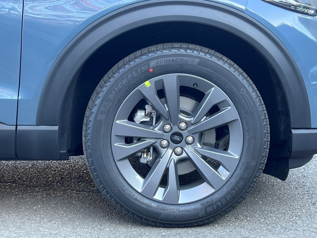 New 2026 Ford Explorer Active w/ Active Comfort Package image 6