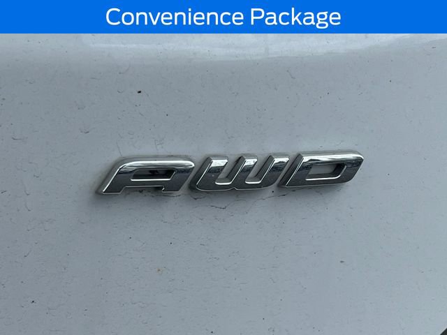 Certified 2024 Ford Edge SEL w/ Convenience Package AWD/4WD image 2