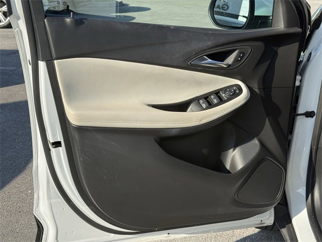 Used 2024 Buick Encore GX Preferred image 33