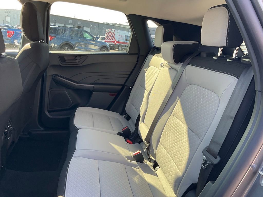 New 2026 Ford Escape Active AWD/4WD image 18