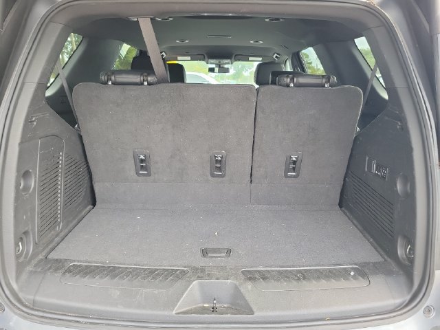 Used 2022 Chevrolet Tahoe LT w/ Luxury Package AWD/4WD image 11
