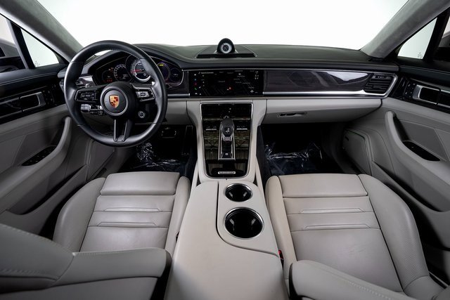 Used 2023 Porsche Panamera Turbo S image 33