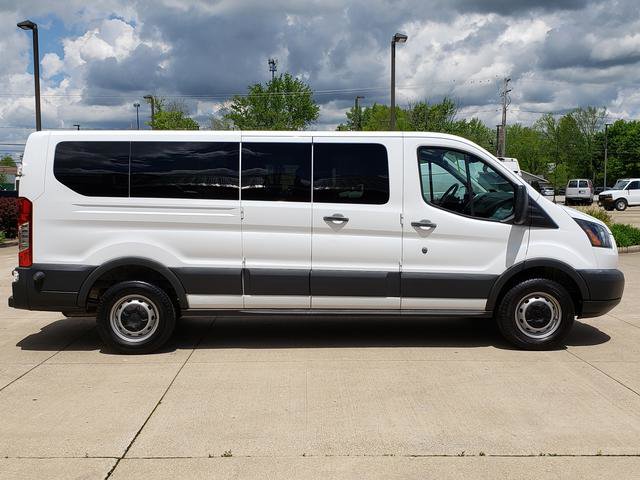 Used 2016 Ford Transit 350 XL image 7