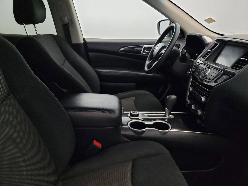 Used 2019 Nissan Pathfinder S AWD/4WD image 21