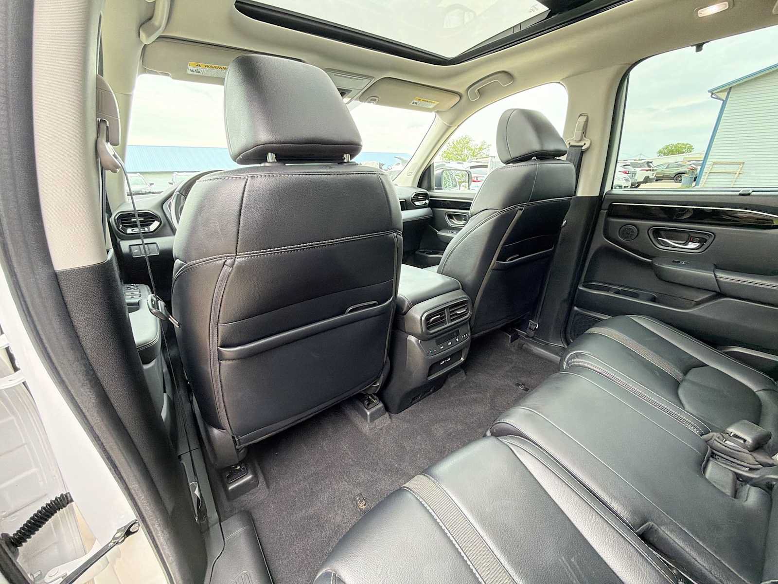 Used 2023 Honda Pilot Touring image 15