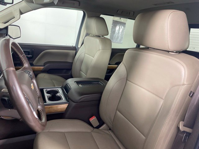 Used 2018 Chevrolet Silverado 1500 LTZ w/ Sport Package AWD/4WD image 16
