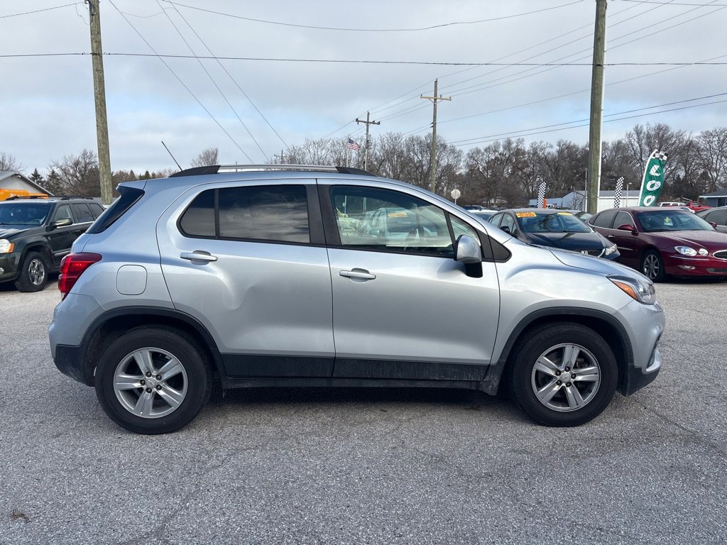 Used 2021 Chevrolet Trax LT FWD image 5