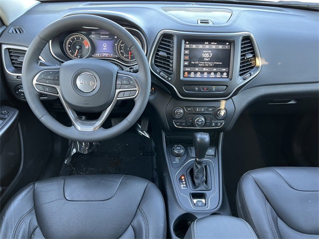 Certified 2021 Jeep Cherokee Latitude Lux w/ Comfort/Convenience Group image 3