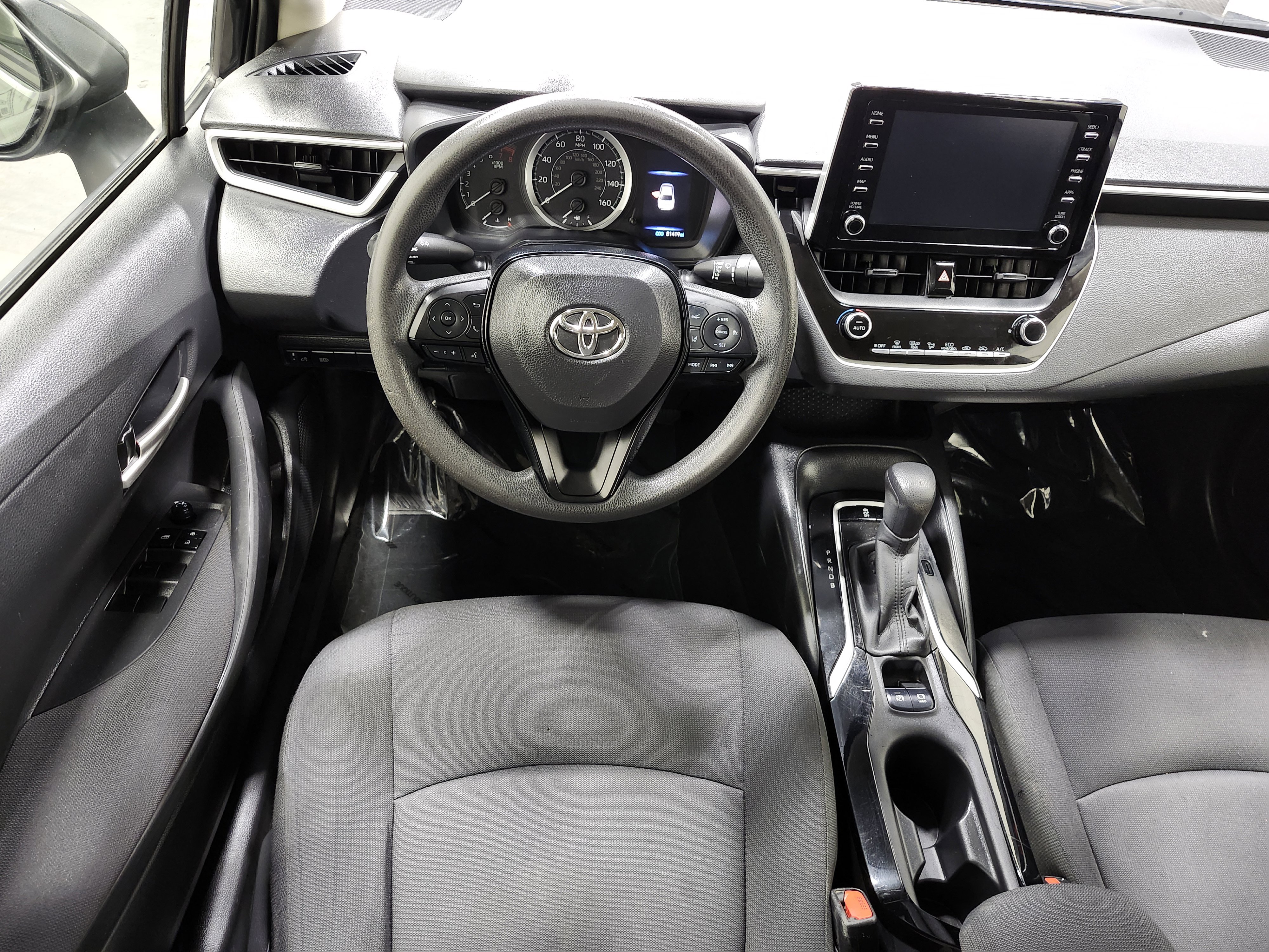 Used 2020 Toyota Corolla LE image 24